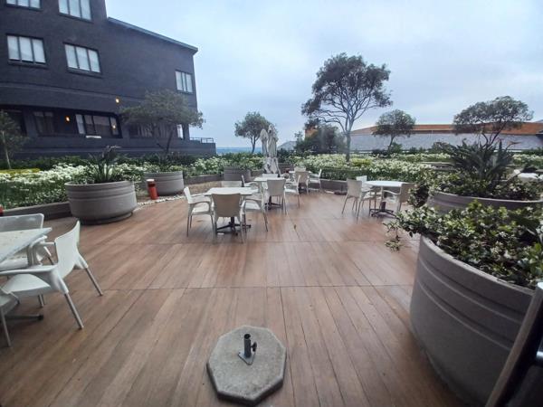 1 075  m² Commercial space