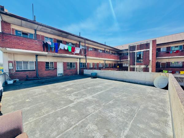 810  m² Commercial space