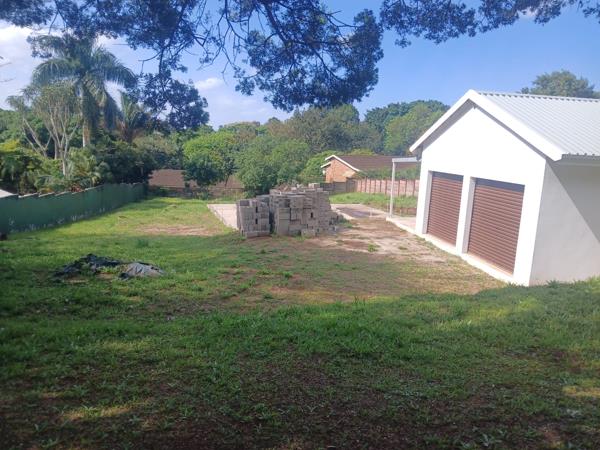1 232 m² Land