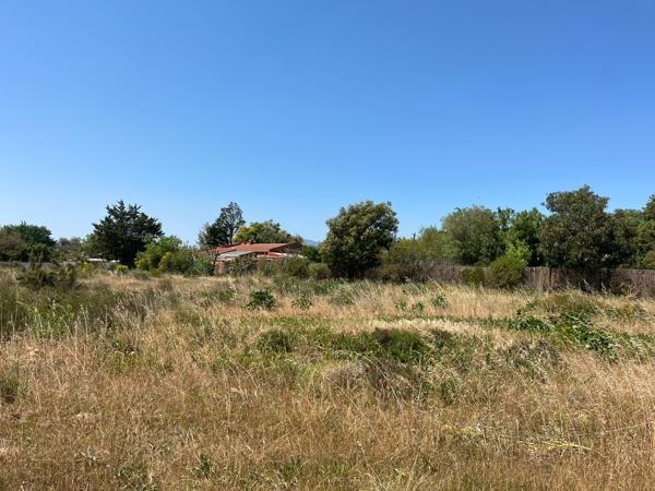 997 m² Land