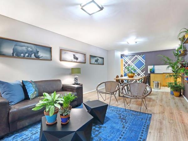 2 Bedroom Apartment