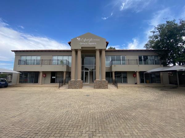 85  m² Commercial space