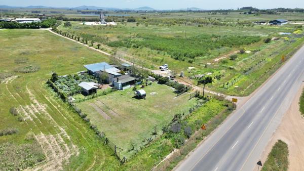 27  m² Commercial space