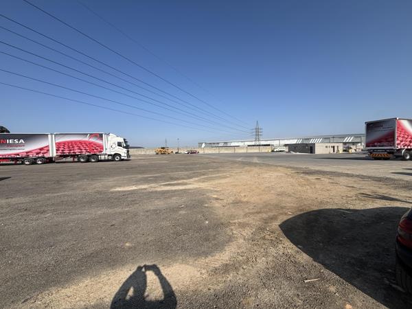 2 050  m² Industrial space