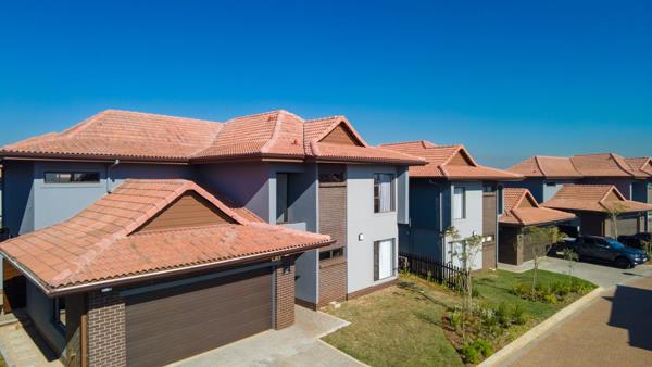 1 046 m² Land