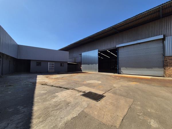 5 000  m² Industrial space