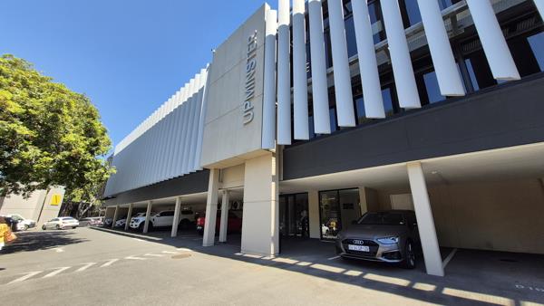 314  m² Office Space