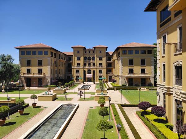 512  m² Commercial space