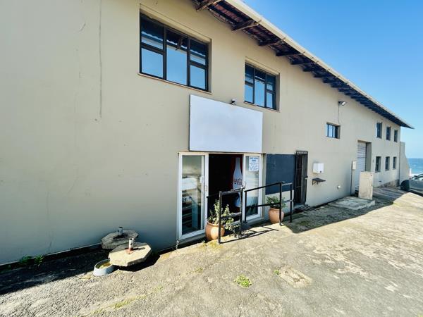 675  m² Commercial space