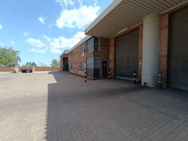 275  m² Industrial space