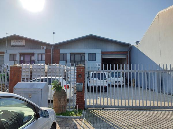 370  m² Industrial space