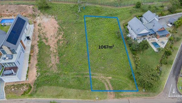 1 067 m² Land