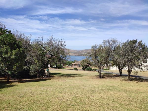 525 m² Land