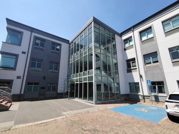 245  m² Commercial space