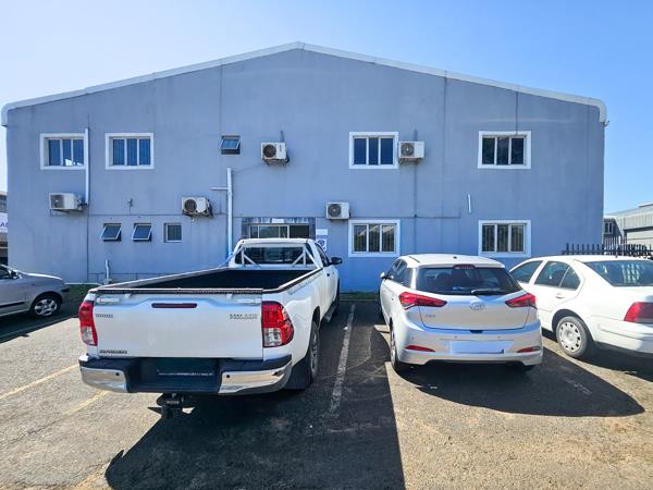 806  m² Industrial space