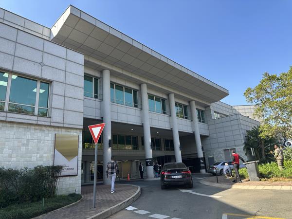 270  m² Commercial space