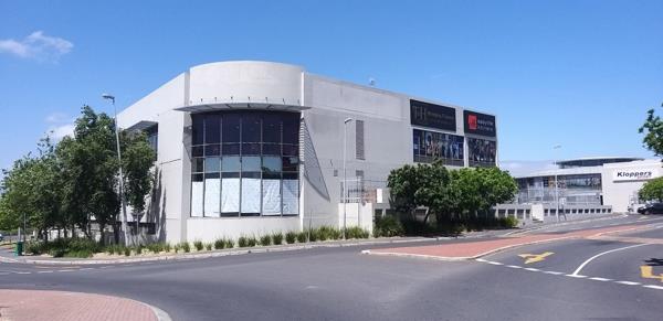 524  m² Commercial space