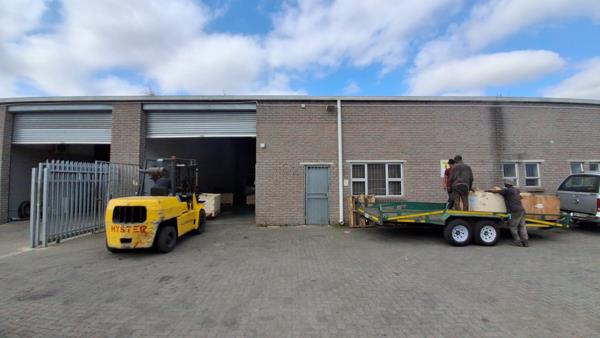 600  m² Industrial space