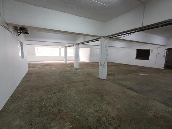 551  m² Industrial space