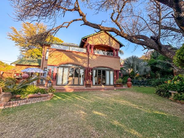 6 Bedroom House