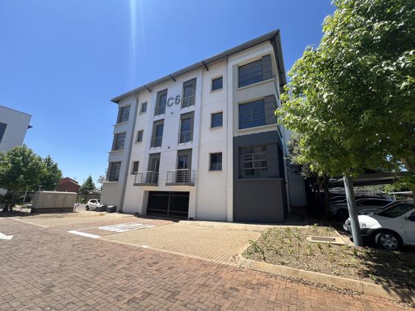 404.4  m² Commercial space