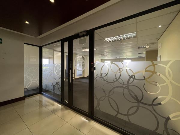 432.4  m² Commercial space