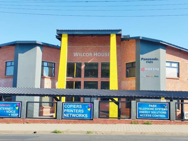 420  m² Commercial space