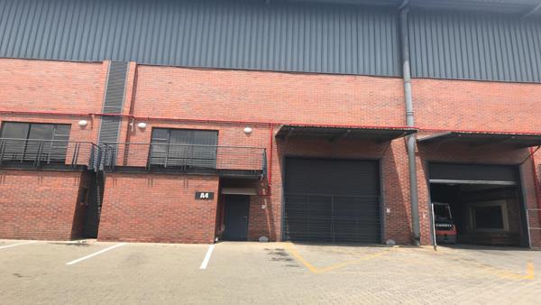 320  m² Industrial space