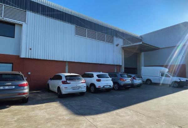 564  m² Industrial space