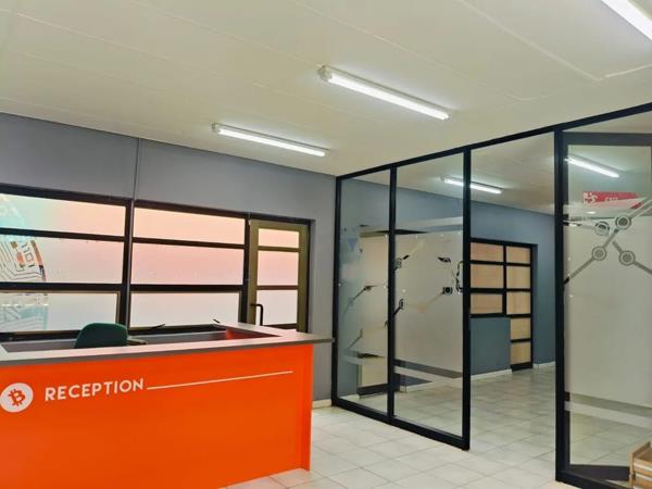 250  m² Office Space
