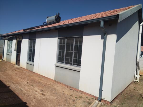 2 Bedroom House