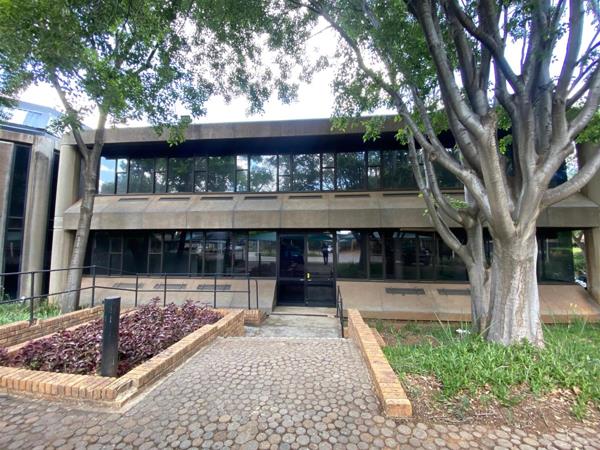 787  m² Office Space