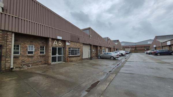 394  m² Industrial space