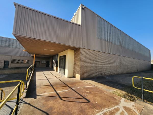 1 500  m² Industrial space