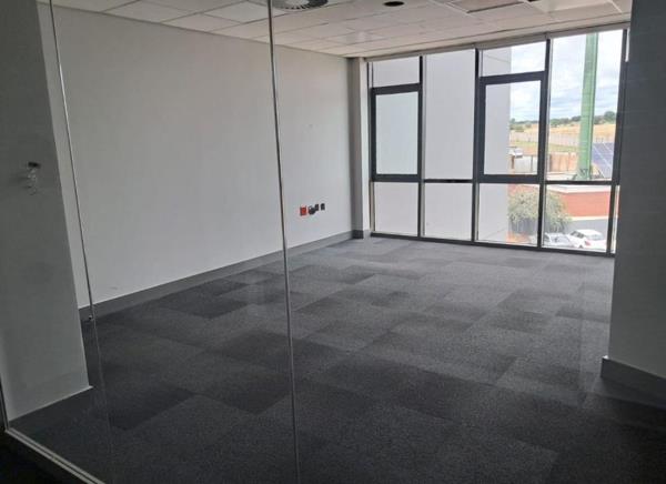 591 m² Office Space