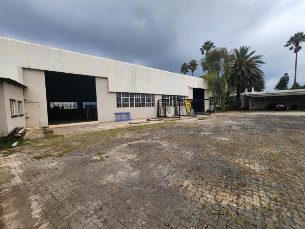2 000  m² Industrial space