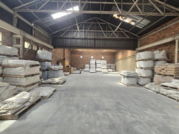 1 700  m² Industrial space