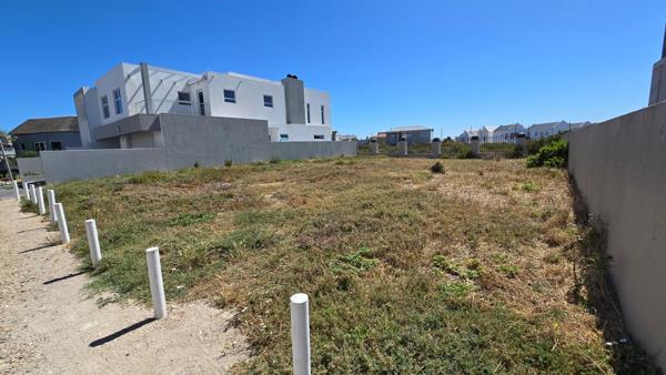 368 m² Land