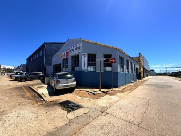 179  m² Commercial space