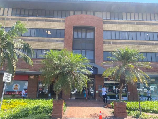 145  m² Commercial space