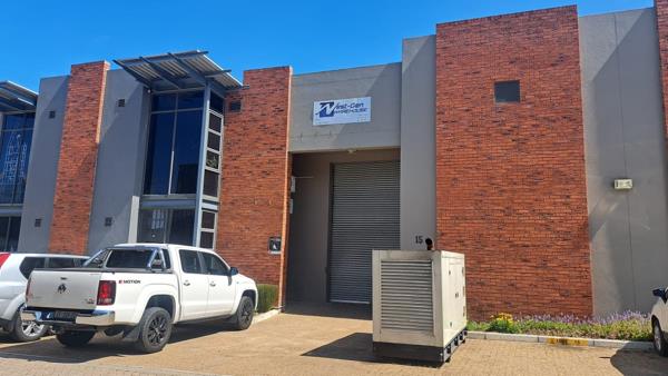 302  m² Industrial space