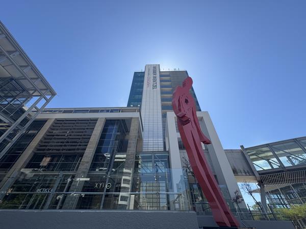 1 685  m² Commercial space