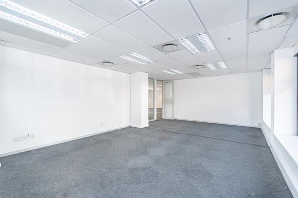 224  m² Office Space