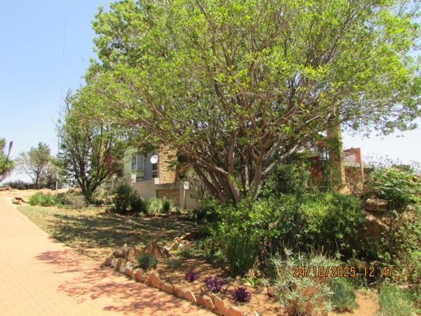 1 160 m² Land
