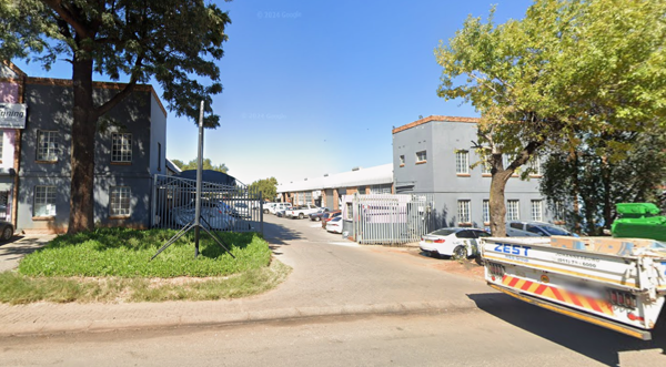 150  m² Commercial space