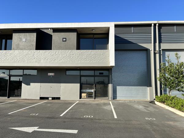 211 m² Commercial space