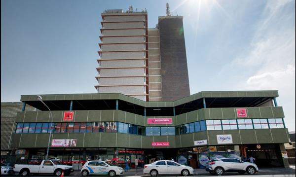 13 176  m² Commercial space