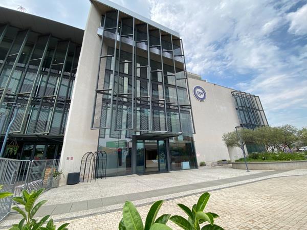 489 m² Office Space