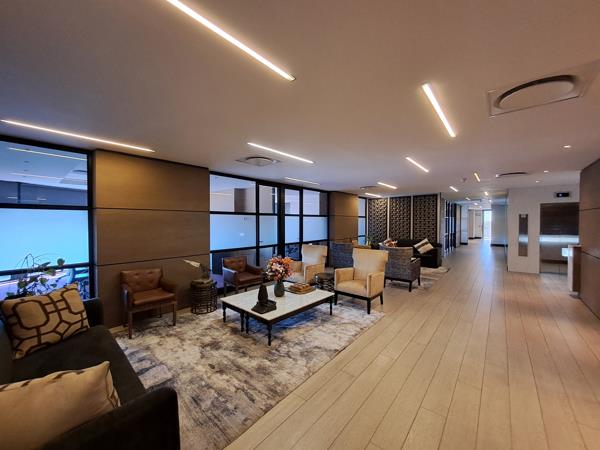 1 070  m² Commercial space