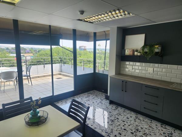 154  m² Office Space